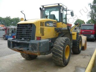 Komatsu WA 320