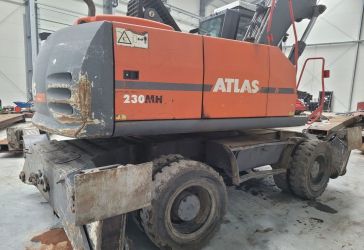 Перегружатель колесный