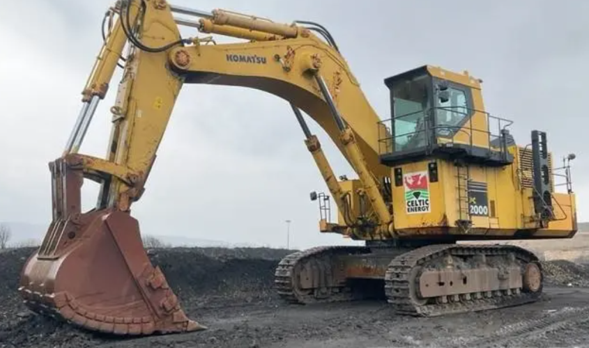 Komatsu PC2000-8