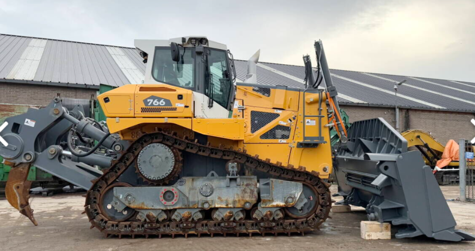 Liebherr PR766