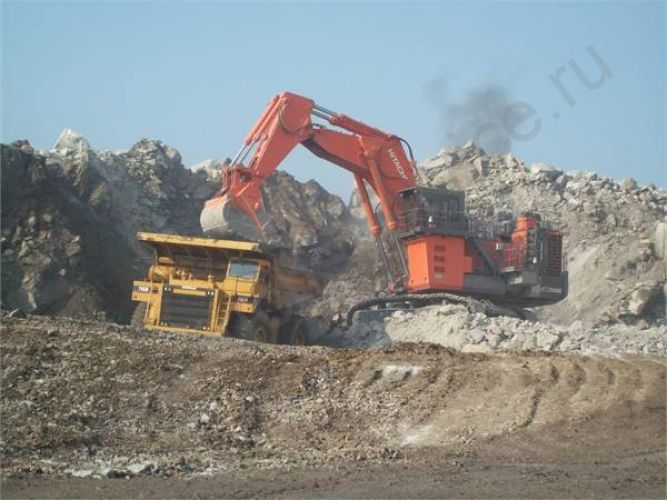 Hitachi EX 2500