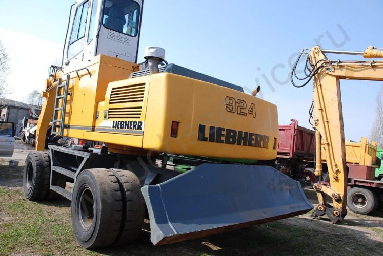 Liebherr A 924 B HD