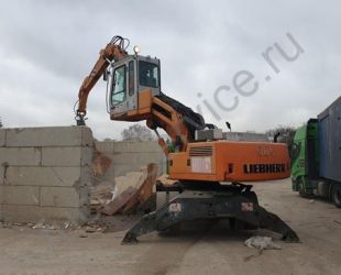 Liebherr A 904