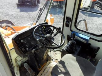 Hyundai HL 25