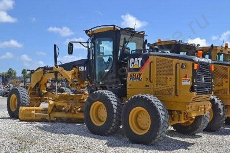 CATERPILLAR 120 M