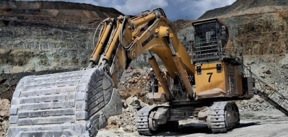 Komatsu PC2000-11