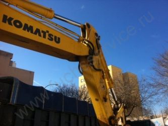 Komatsu PC 200