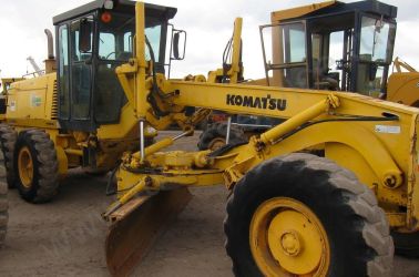 Komatsu GD 650 A