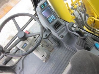 Komatsu PW 200