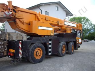 Liebherr LTM 1050