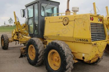 Komatsu GD 650 A